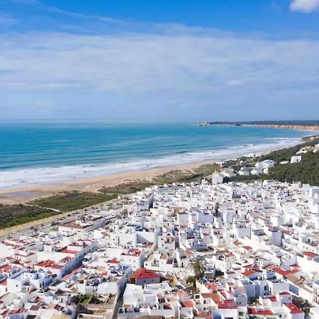 Noria Is A Comfortable With Patio And Large Terrace In Conil Apartamento Conil De La Frontera